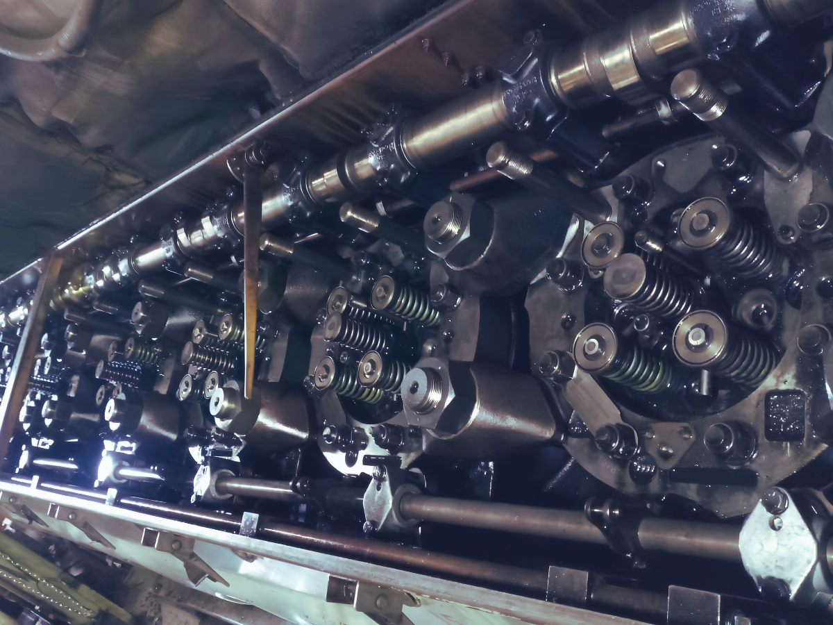 Marine Engine Assembly & Reassembly: A Complete Guide to the Process, Inspection & Best Practices